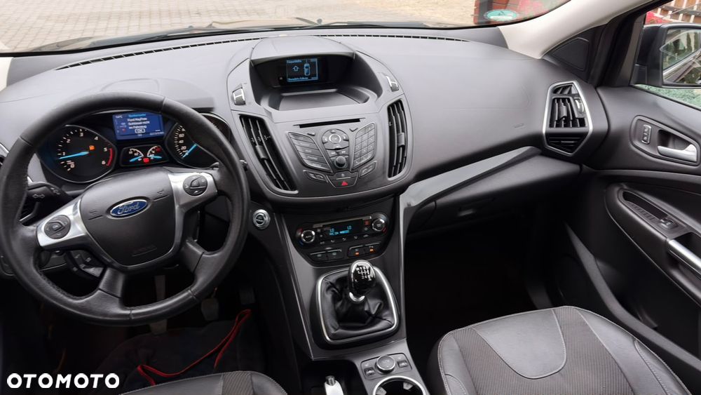Ford Kuga 2.0 TDCi 4x4 Titanium - 22