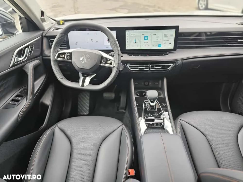 MG HS 1.5 T-GDi 7DCT Exclusive - 12