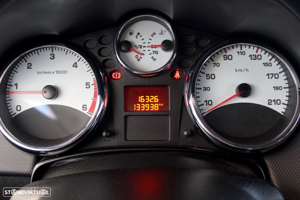Peugeot 207 1.4 HDi Urban - 9