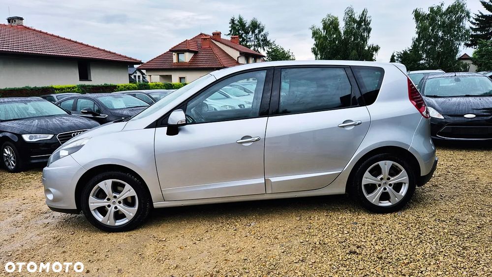 Renault Scenic 1.6 16V 110 Paris - 19