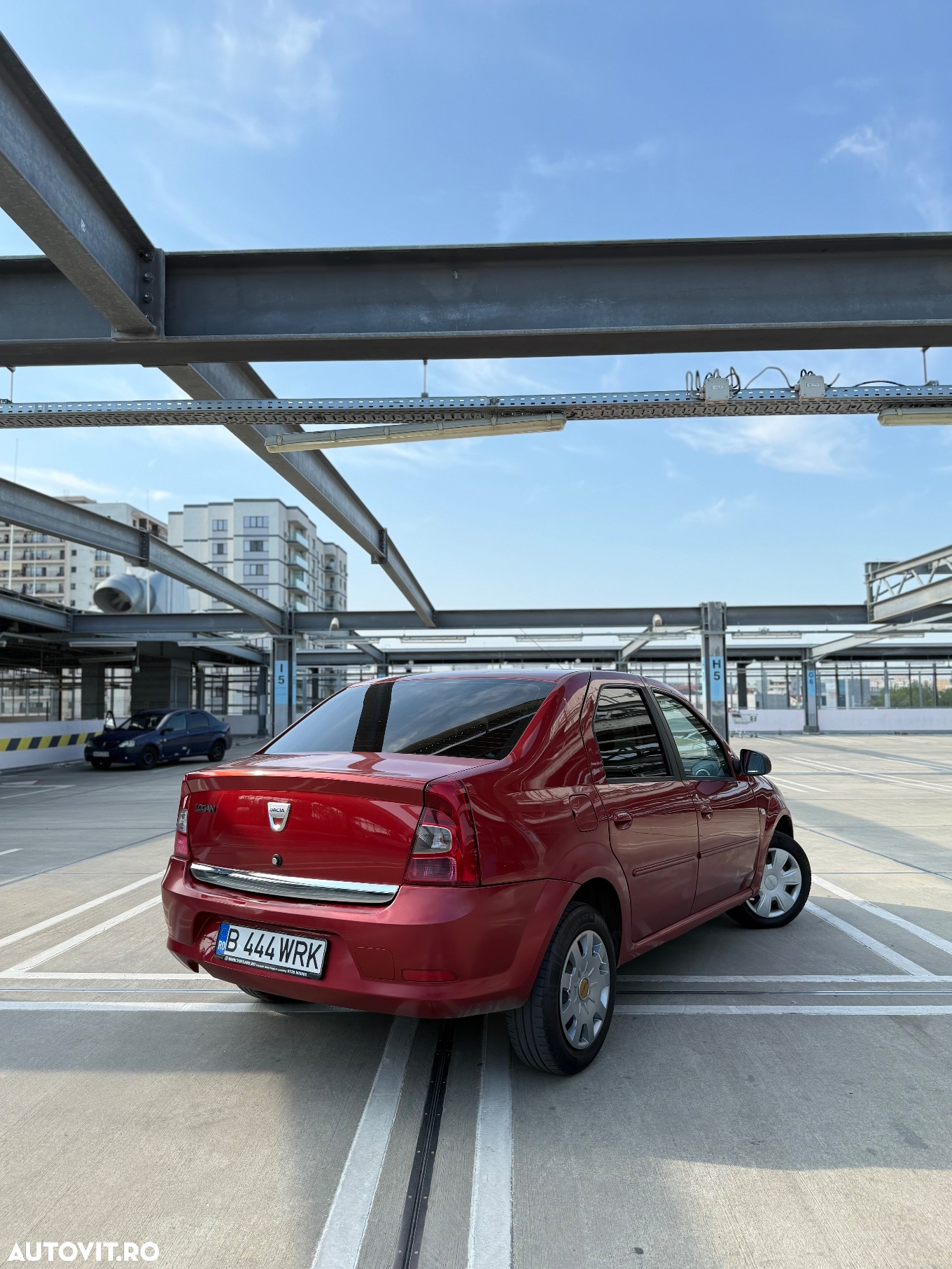 Dacia Logan 1.2 16V GPL Laureate - 4