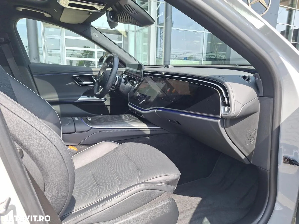 Mercedes-Benz E 300 4MATIC Aut. - 12