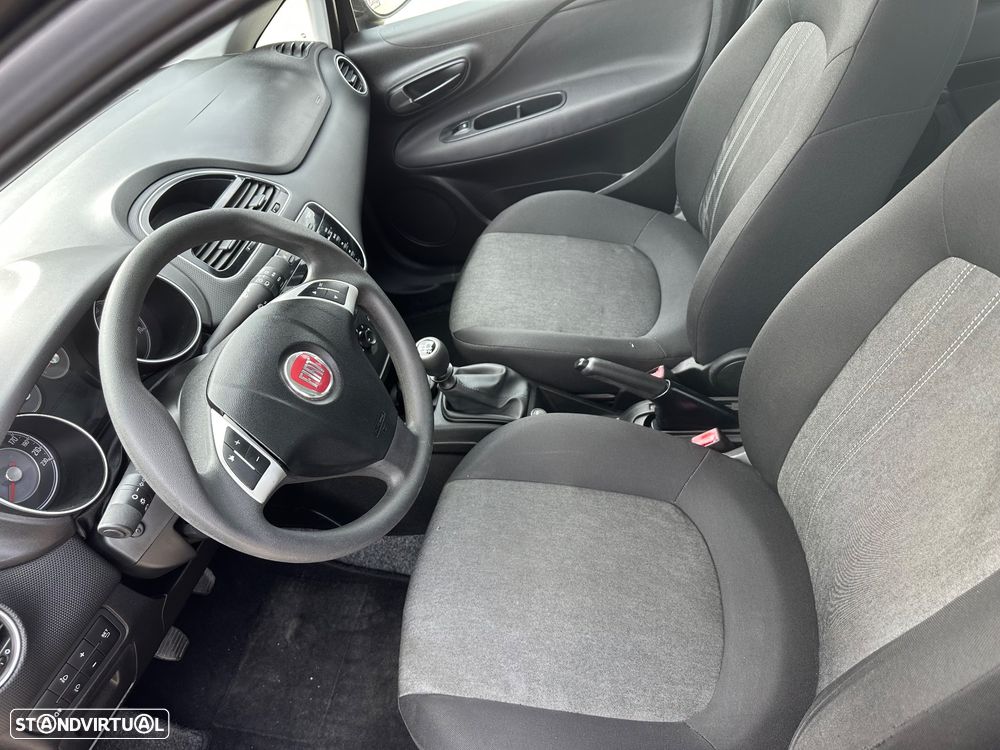 Fiat Punto 1.2 Lounge Start&Stop - 22