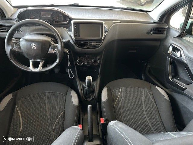 Peugeot 208 1.2 VTi Active - 5