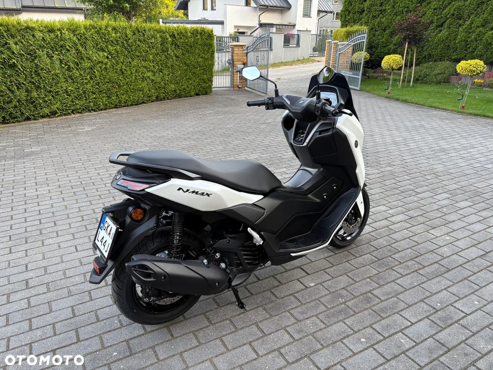 Yamaha NMAX - 8