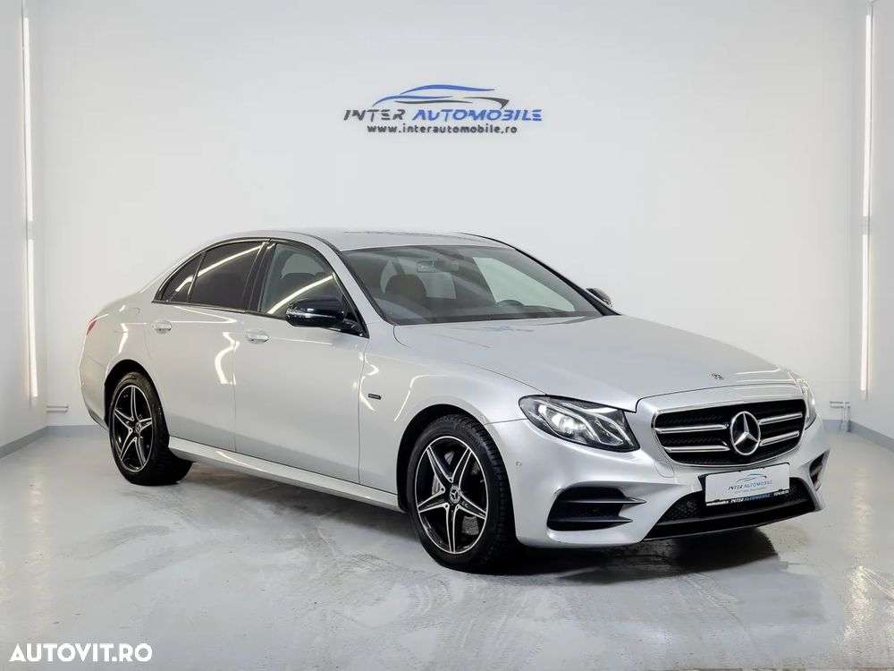 Mercedes-Benz E 300 de 9G-TRONIC AMG Line - 2