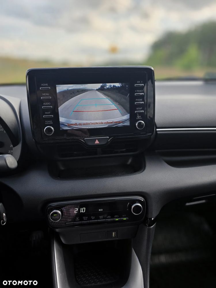 Toyota Yaris Hybrid 1.5 Comfort - 24