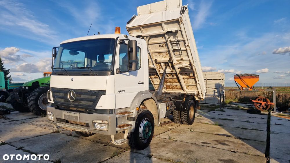 Mercedes-Benz Axor 1823 - 1