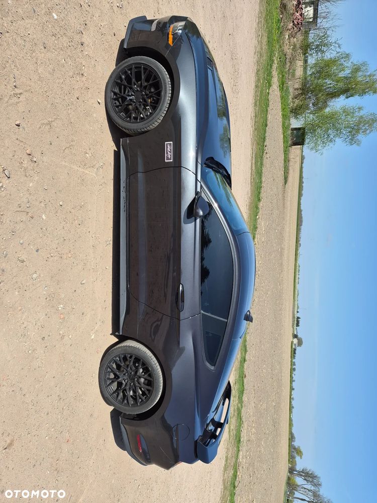 Ford Mustang - 8