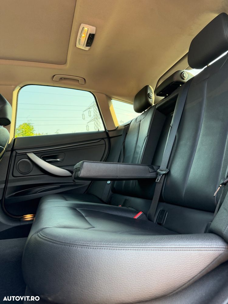 BMW Seria 3 320d Aut. Sport Line - 19