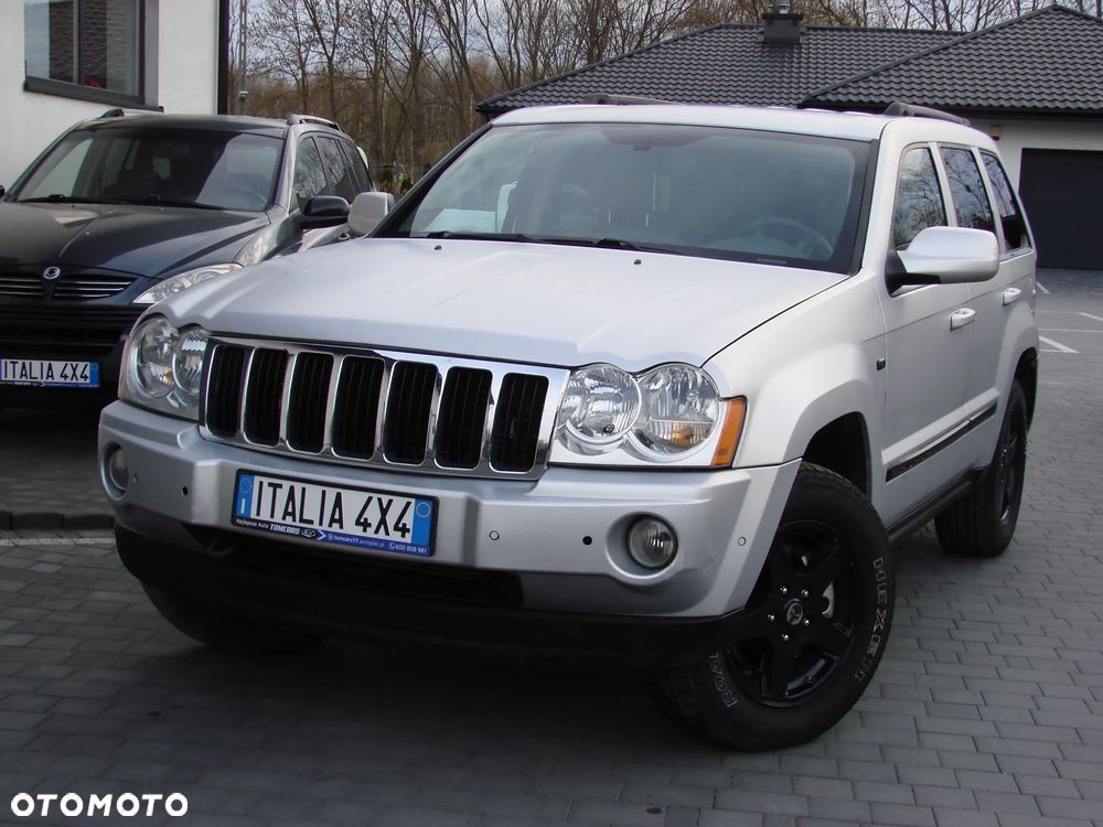 Jeep Grand Cherokee - 8