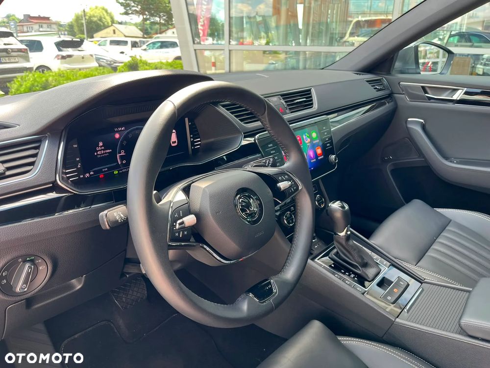 Skoda Superb 2.0 TDI SCR L&K DSG - 11