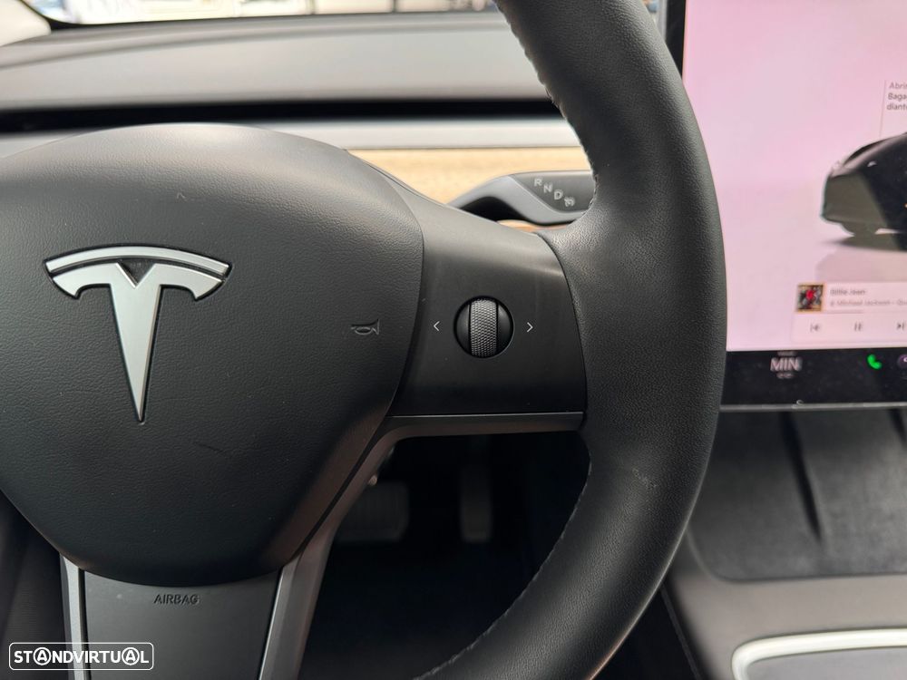 Tesla Model Y Tração Traseira - 21