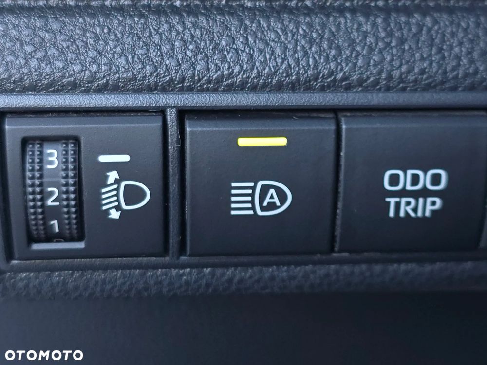 Toyota Corolla 1.8 Hybrid Style - 21