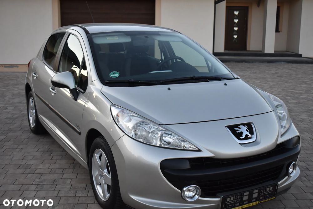 Peugeot 207 75 Urban Move - 12
