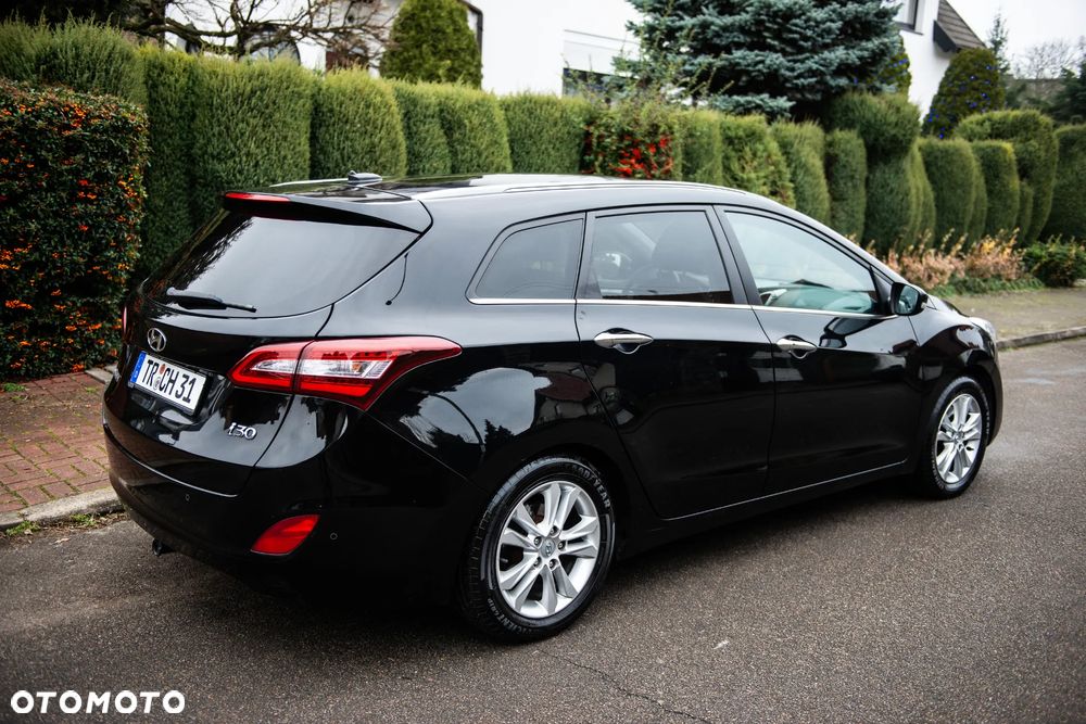 Hyundai i30 blue Kombi 1.6 GDi Passion - 5