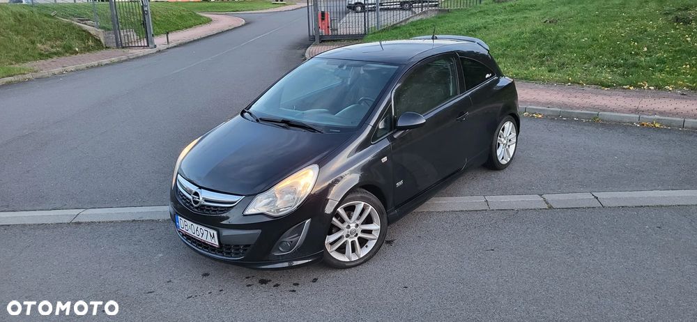Opel Corsa 1.4 16V Sport - 2