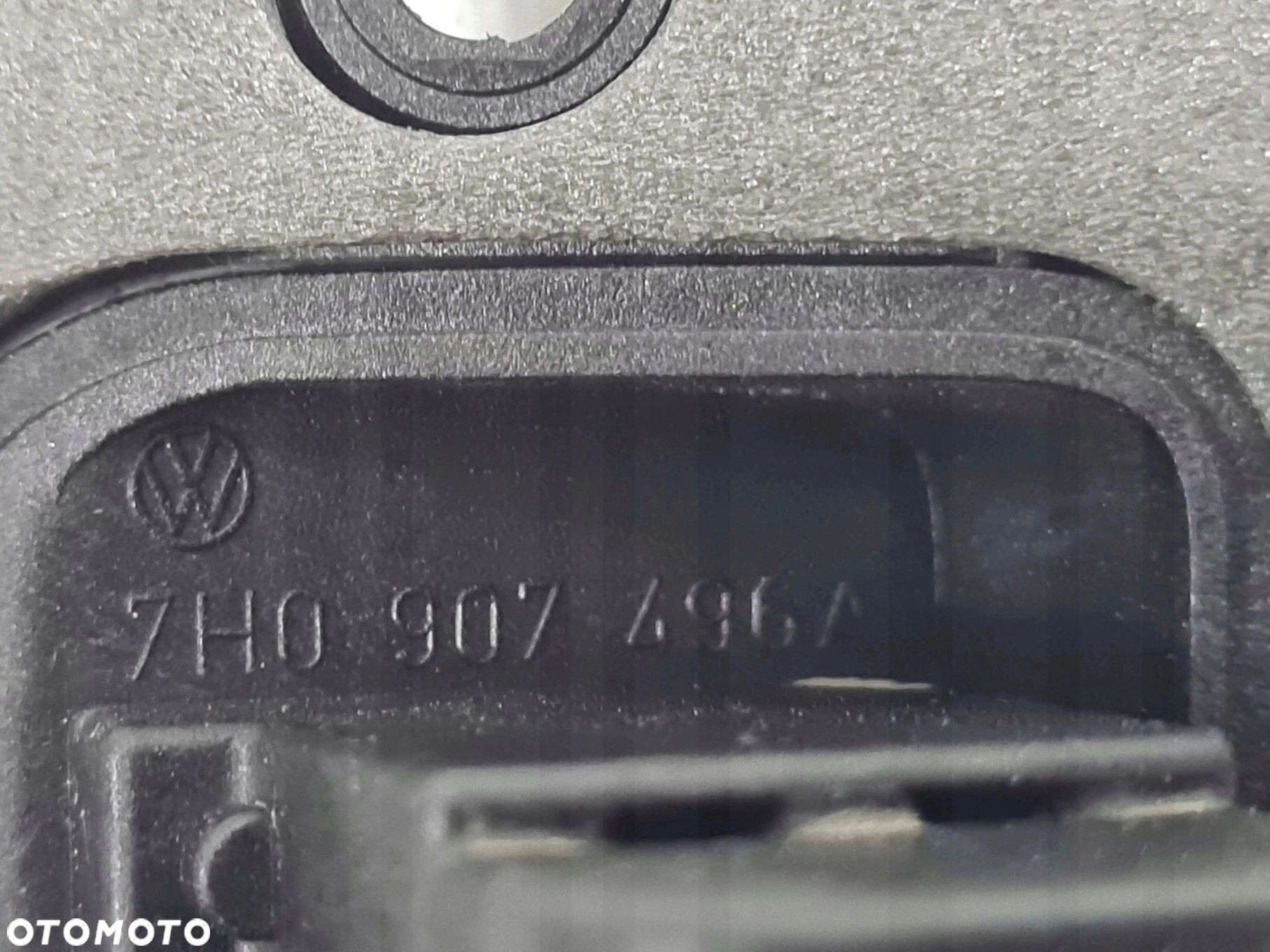 VW T5 wtyczka styk drzwi przesuwnych prawa 7H0907496A - 2