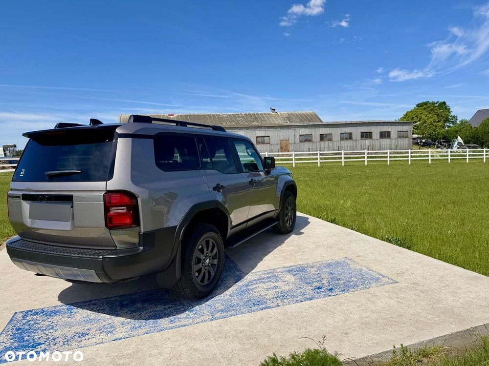 Toyota Land Cruiser LC 2.8 D-4D Executive - 6