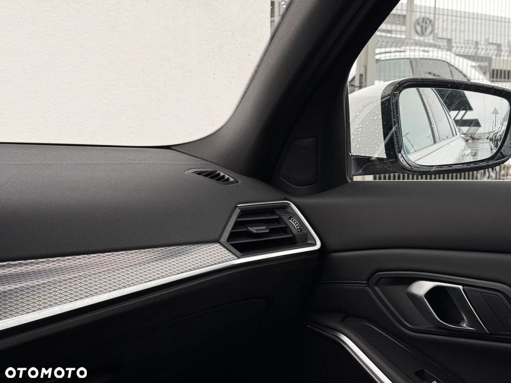 BMW Seria 3 320i GPF M Sport - 20