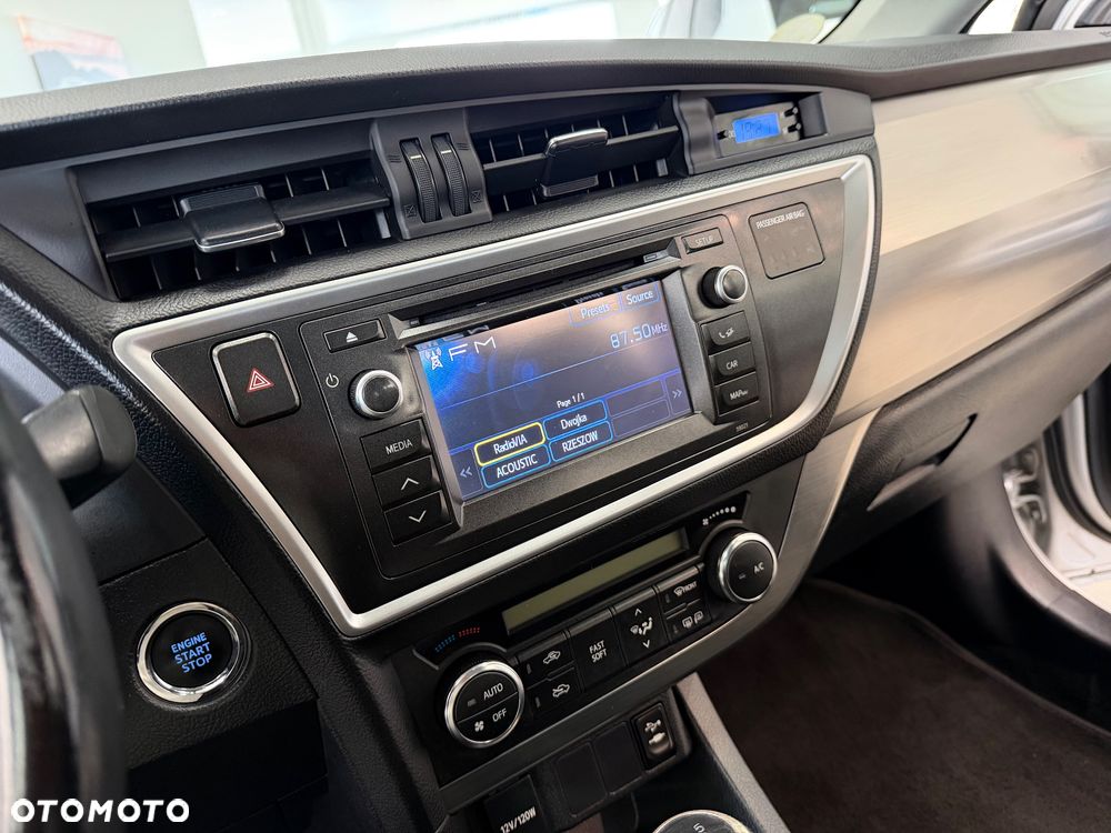Toyota Auris - 26