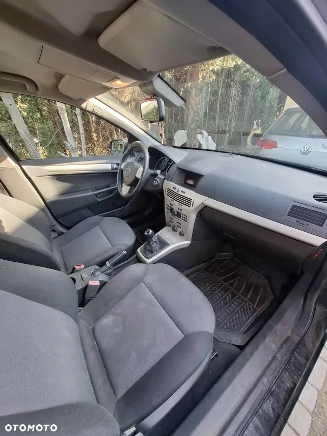 Opel Astra 1.9 CDTI DPF - 5