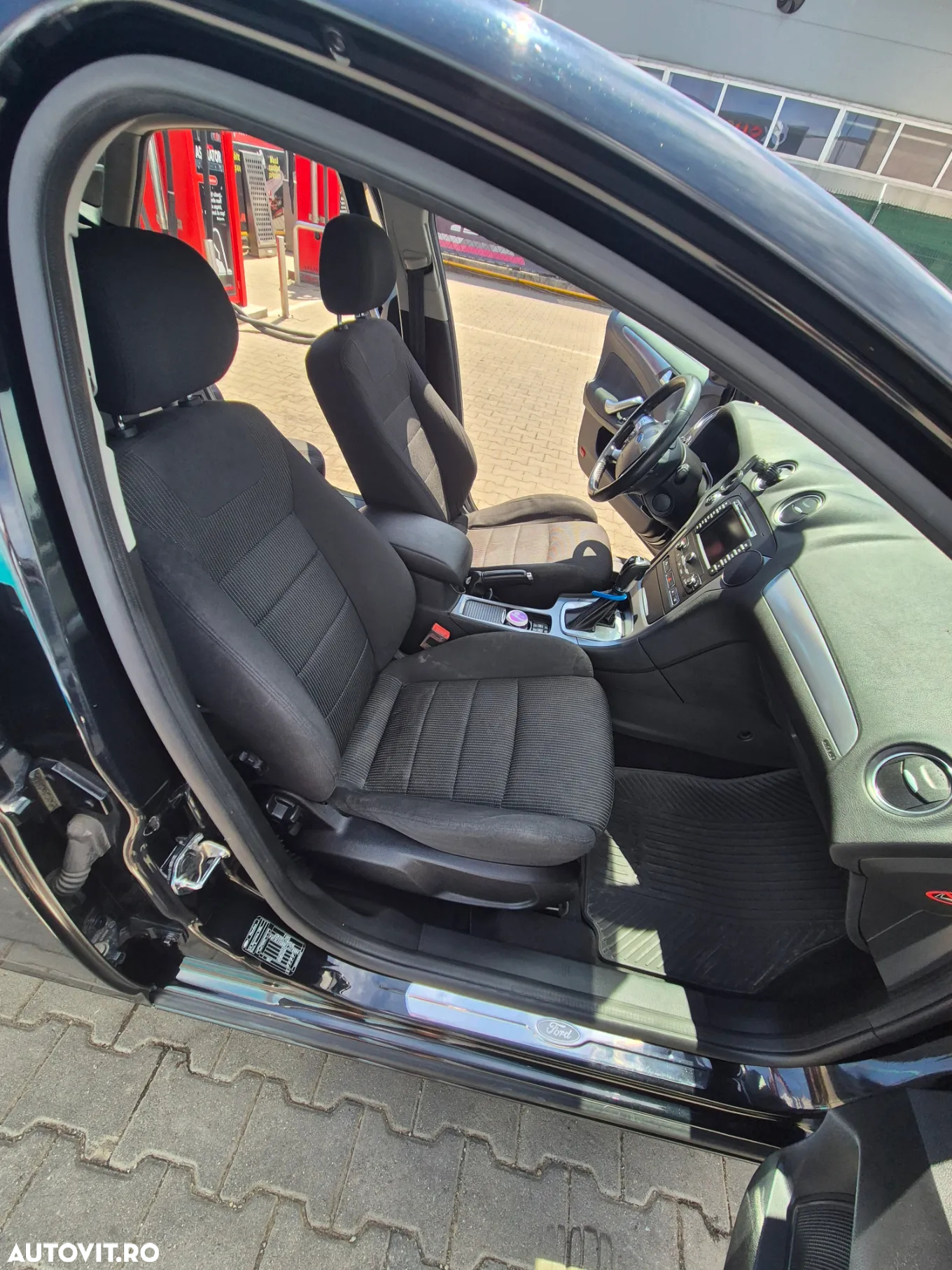Ford Mondeo 2.0 TDCi Powershift Business Class - 9