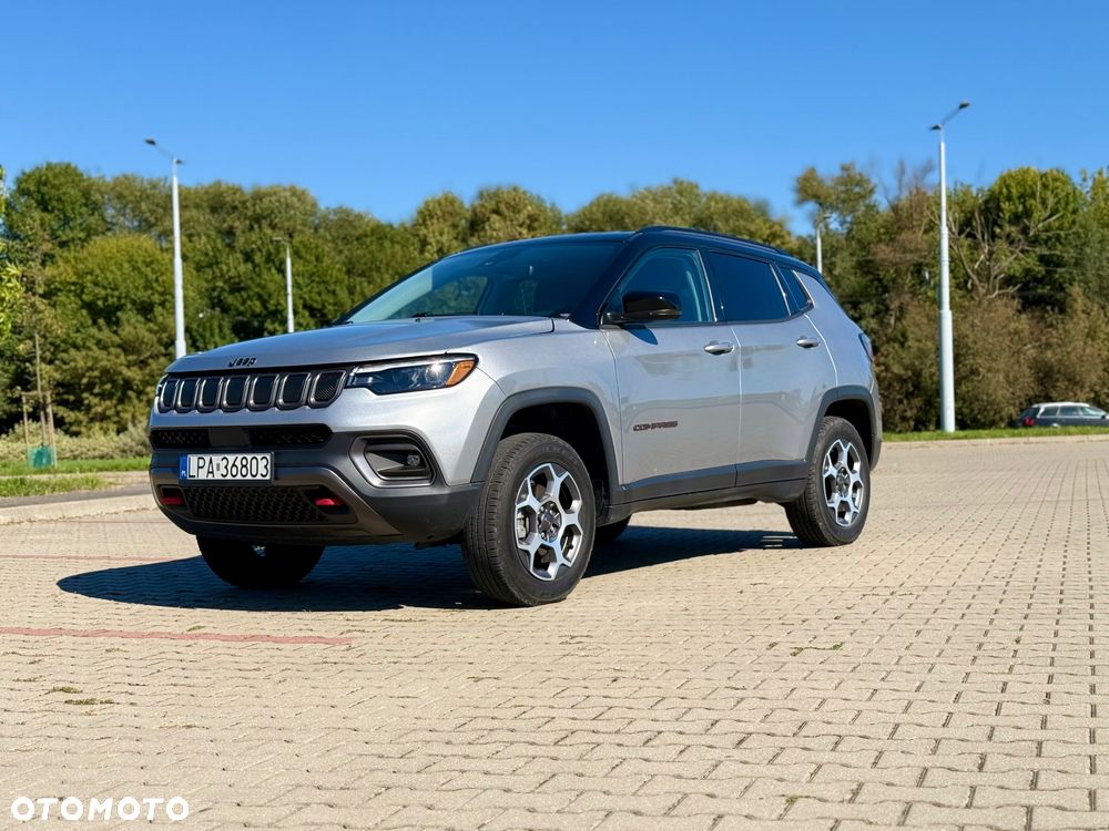 Jeep Compass - 1