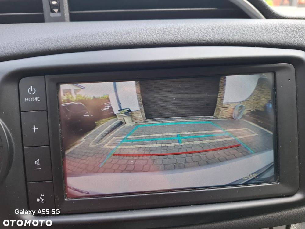 Toyota Yaris 1.5 Premium - 26