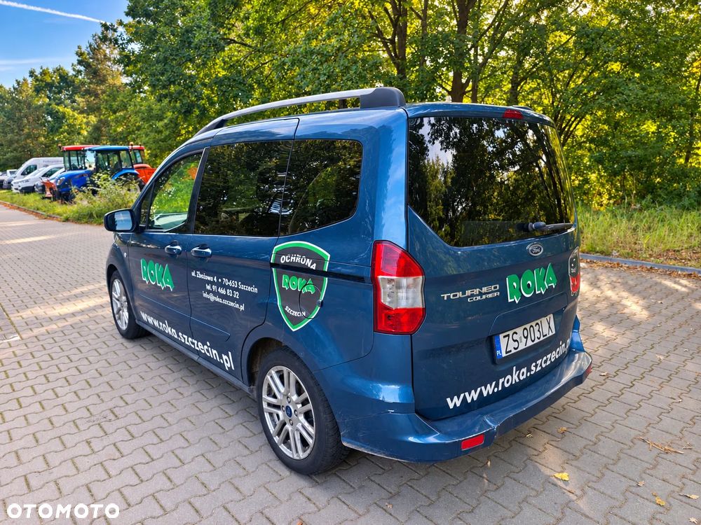 Ford Tourneo Courier 1.0 EcoBoost Titanium - 3