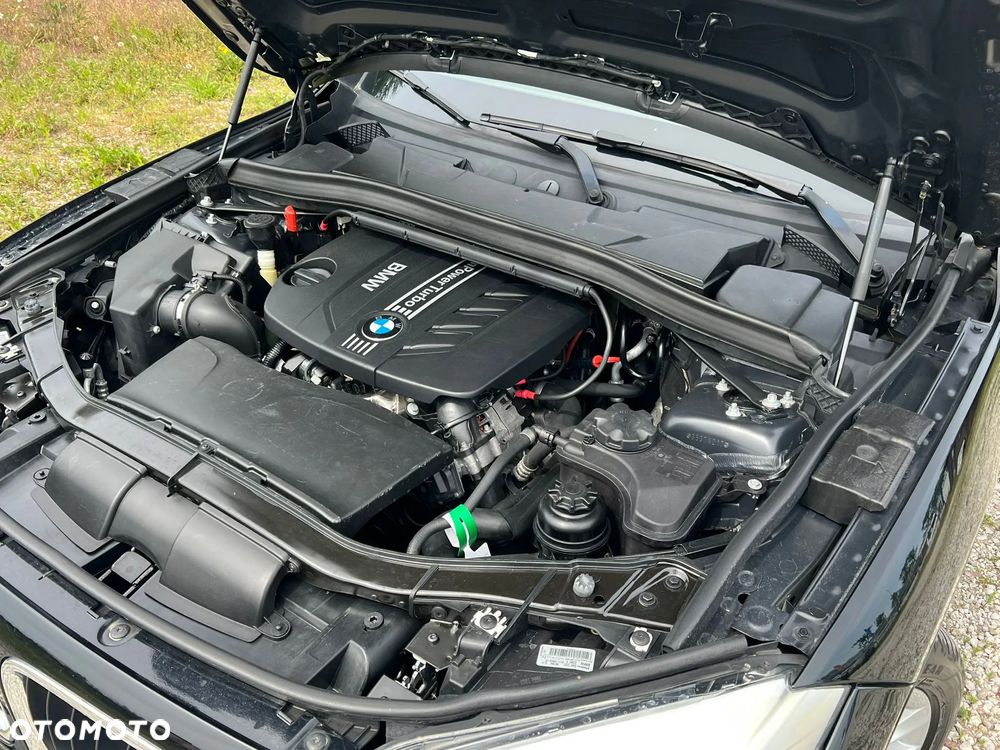 BMW X1 xDrive20d - 12