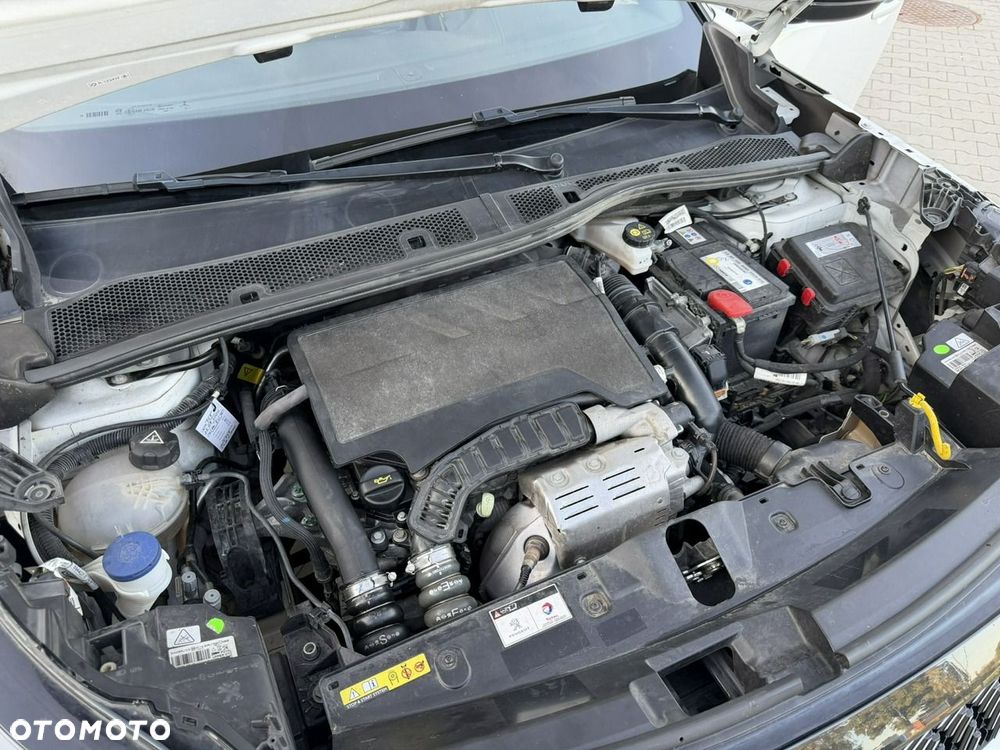 Peugeot 2008 - 30