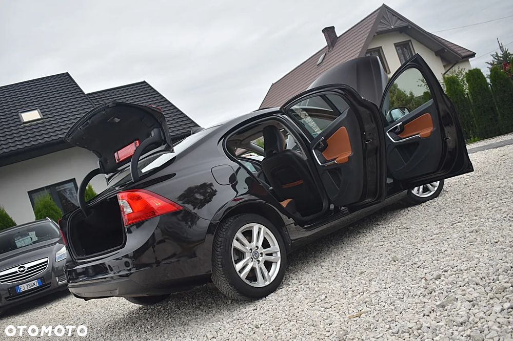 Volvo S60 D3 Summum - 16
