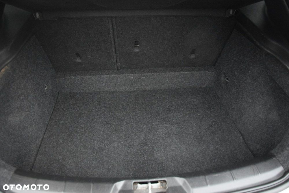Volvo V40 D4 RDesign - 22
