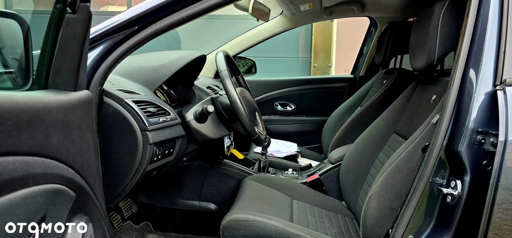 Renault Megane 1.5 dCi Energy Limited EU6 - 21