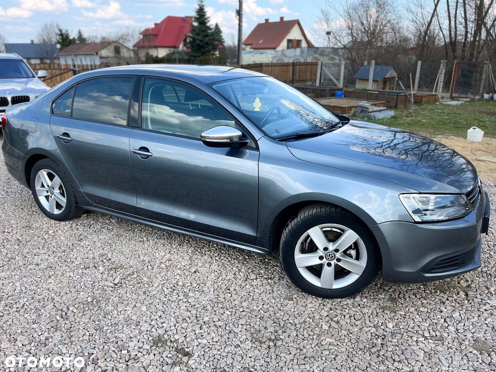 Volkswagen Jetta 1.6 TDI Highline Optimum DSG - 3