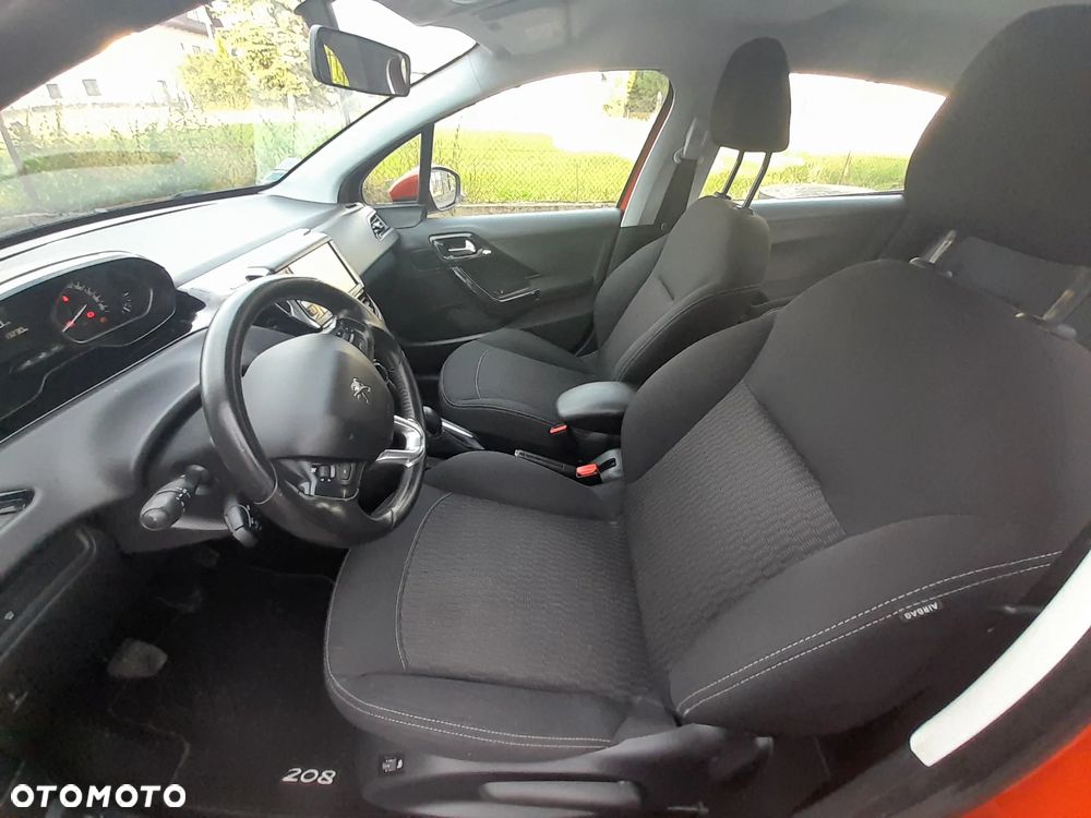 Peugeot 208 PureTech 82 Start & Stop Style - 16