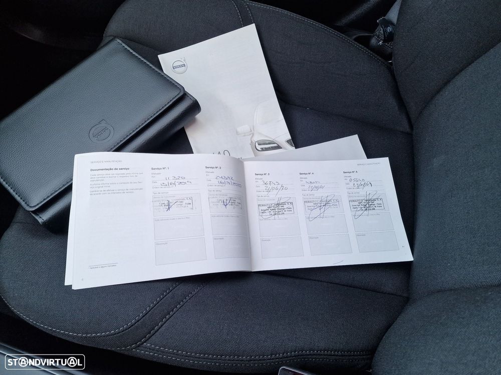 Volvo V40 Cross Country 2.0 D3 - 36