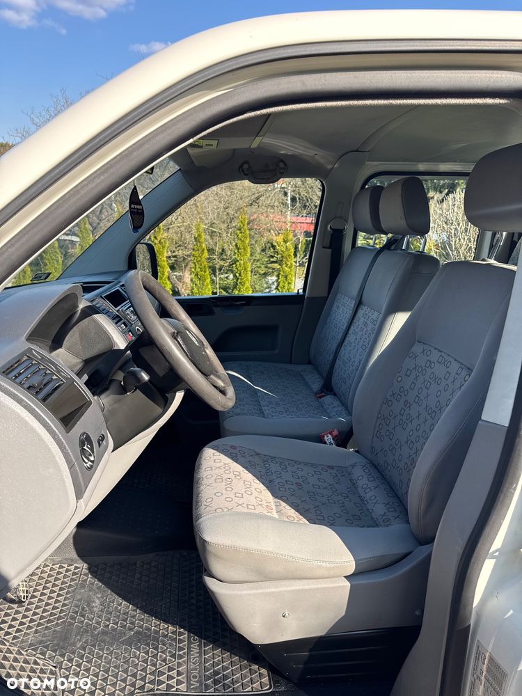Volkswagen Transporter T5 - 10