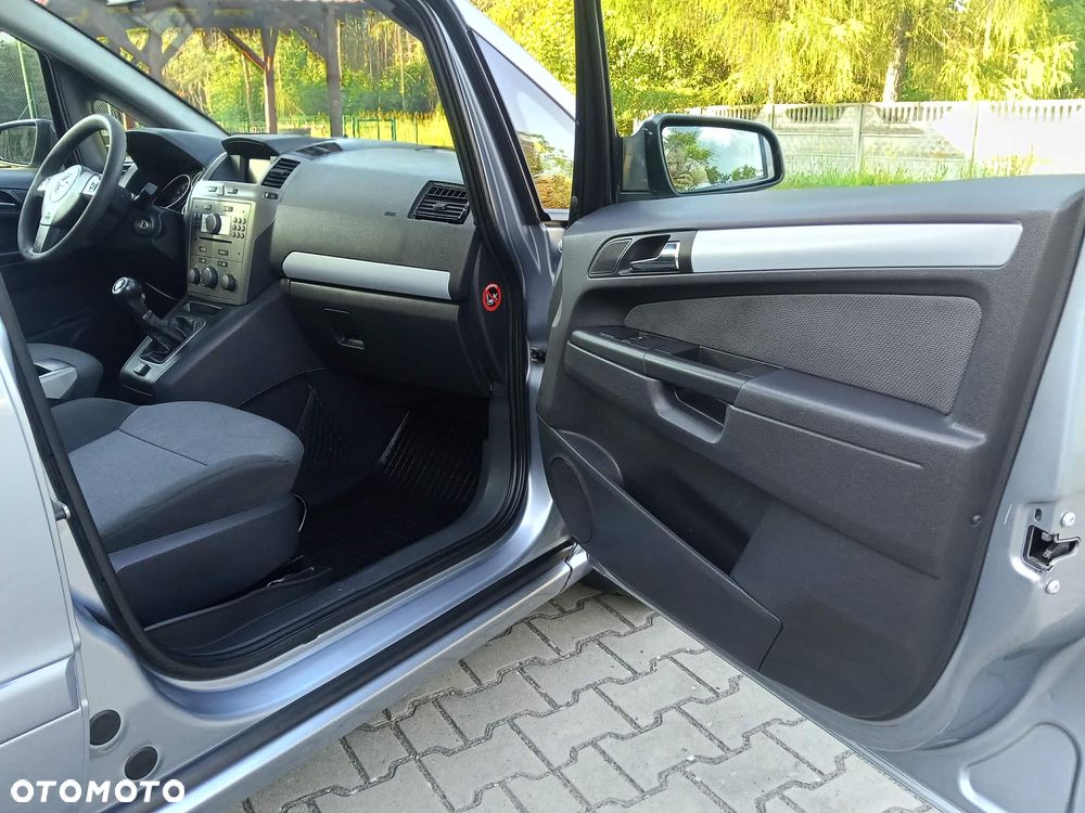 Opel Zafira 1.6 Edition - 29