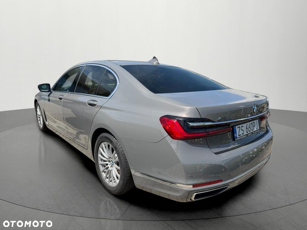 BMW Seria 7 730d xDrive - 4