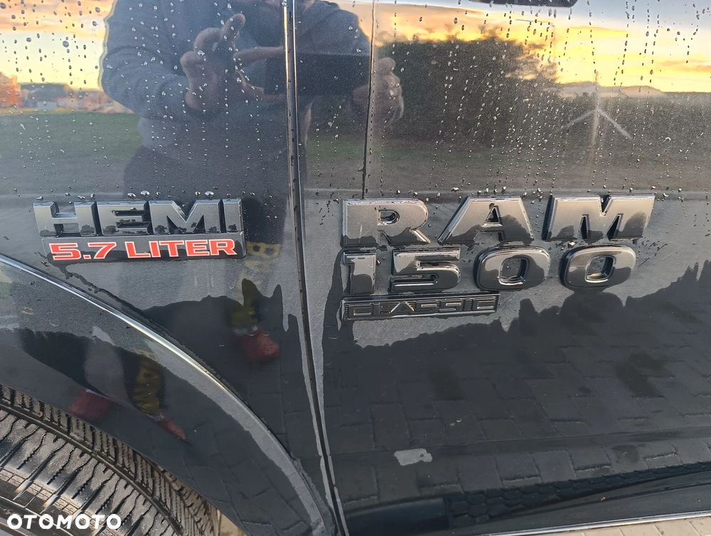 RAM 1500 - 25