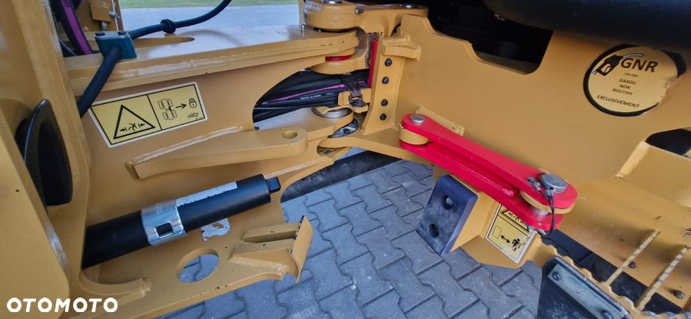 Caterpillar CAT 908M/ 2595Mth/ Maszyna sprowadzona - 10