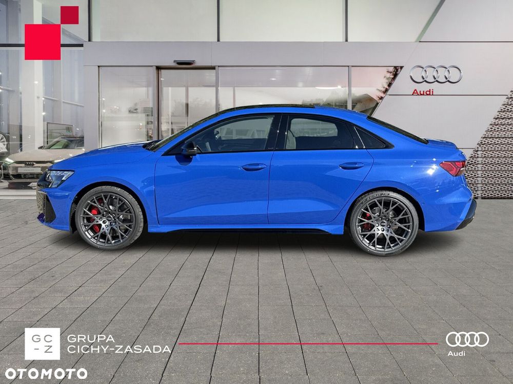 Audi RS3 Limousine - 4