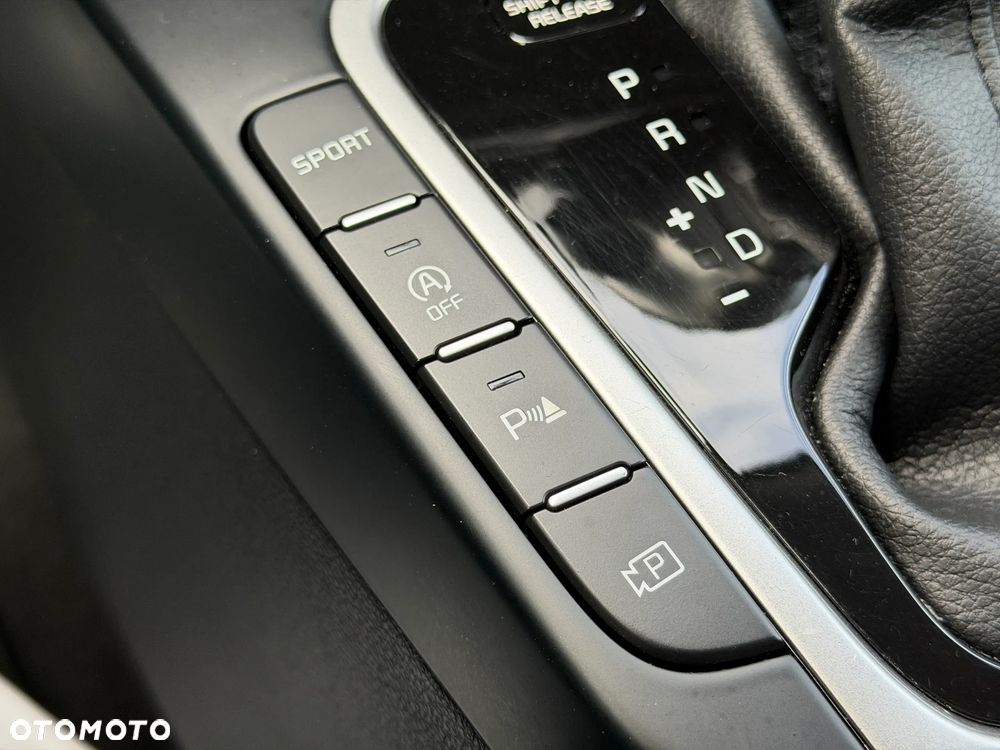 Kia Ceed 1.5 T-GDI M DCT - 21