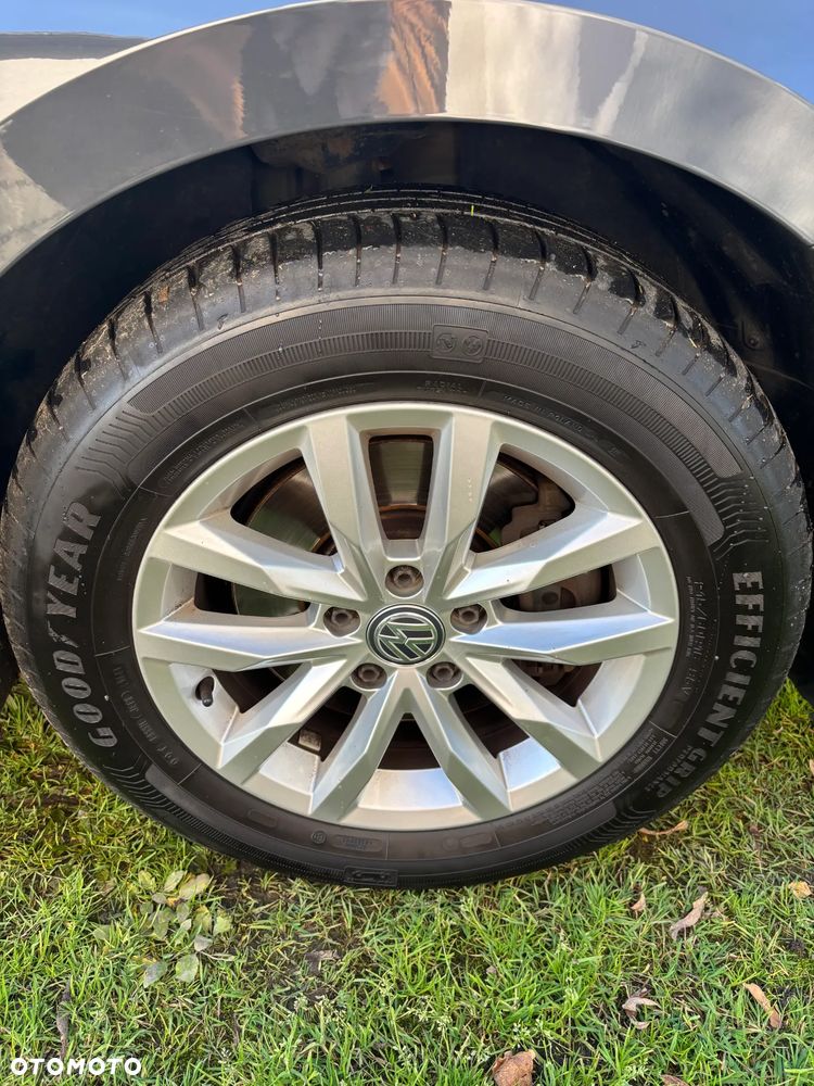 Volkswagen Passat Variant 2.0 TDI SCR BlueMotion Comfortline - 18