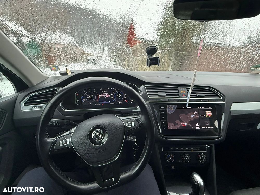 Volkswagen Tiguan - 3