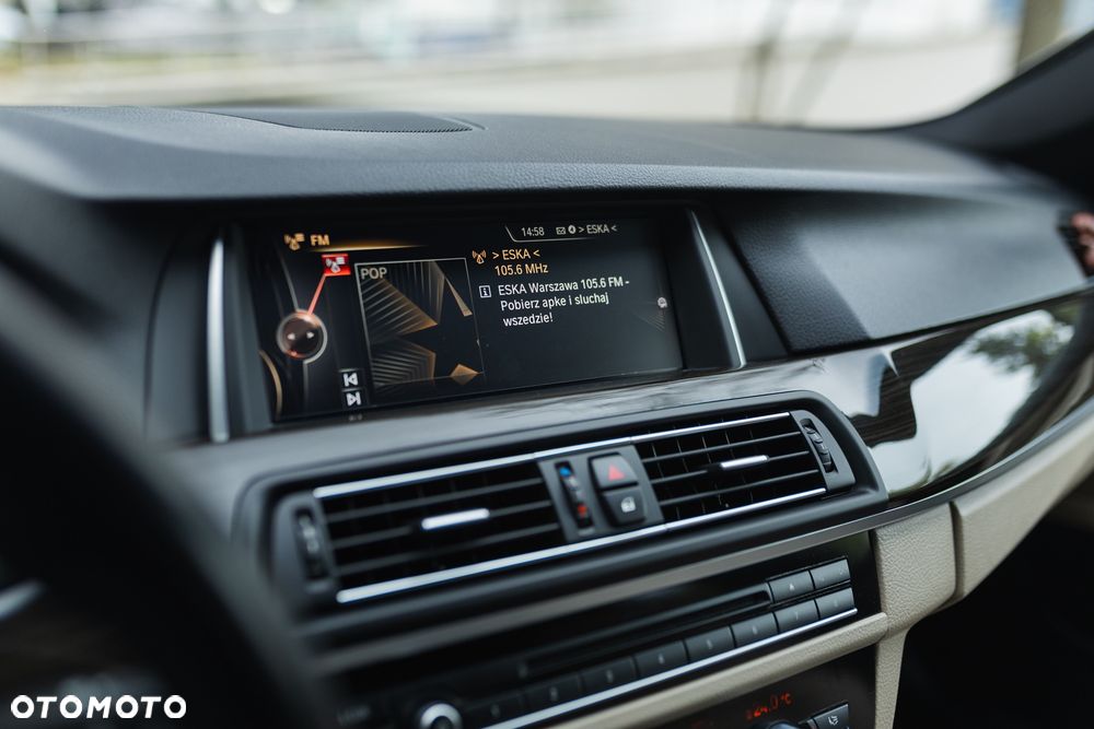 BMW Seria 5 520d xDrive Luxury Line - 22
