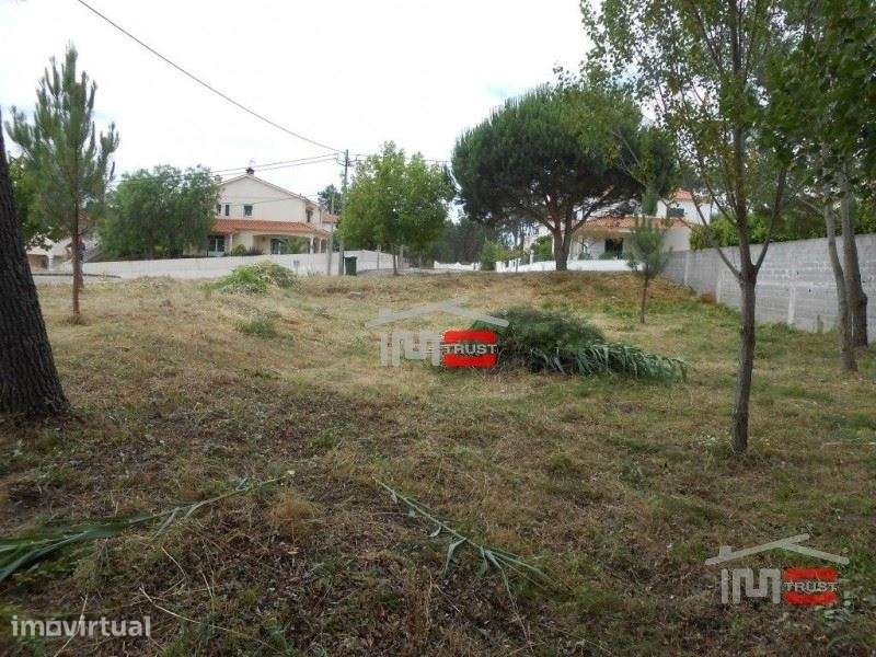 Terreno urbano - Grande imagem: 2/11