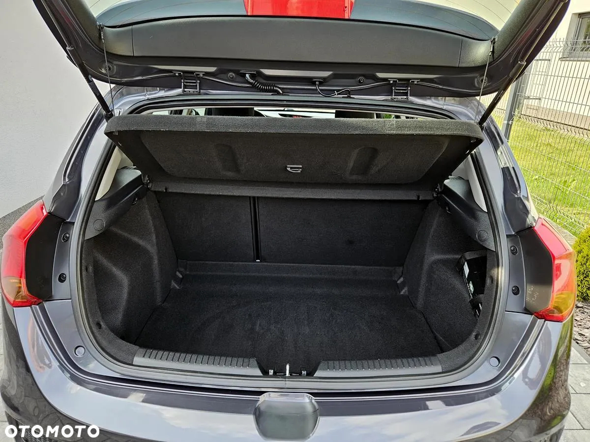 Kia Ceed 1.4 CVVT Dream Team Edition - 22